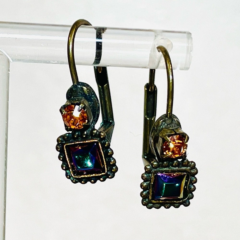 Sorrelli Antique Brass and Champagne Swarovski Crystal Prismatic Earrings | EUC